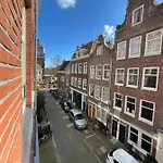 Bed & Breakfast Amsterdam-bnb