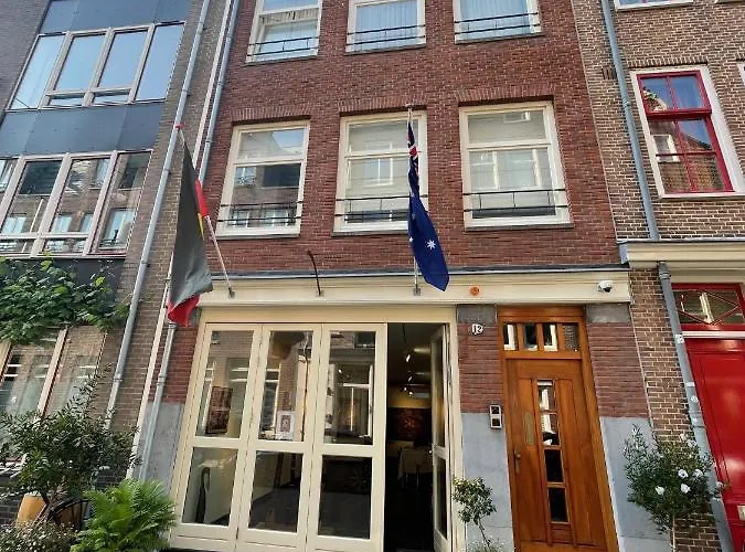 Amsterdam-bnb 3*